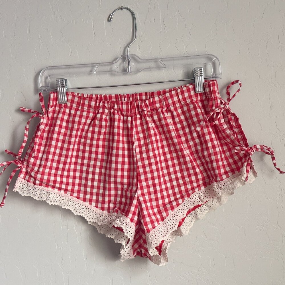 Red and White gingham shorts - Picture 2 of 3